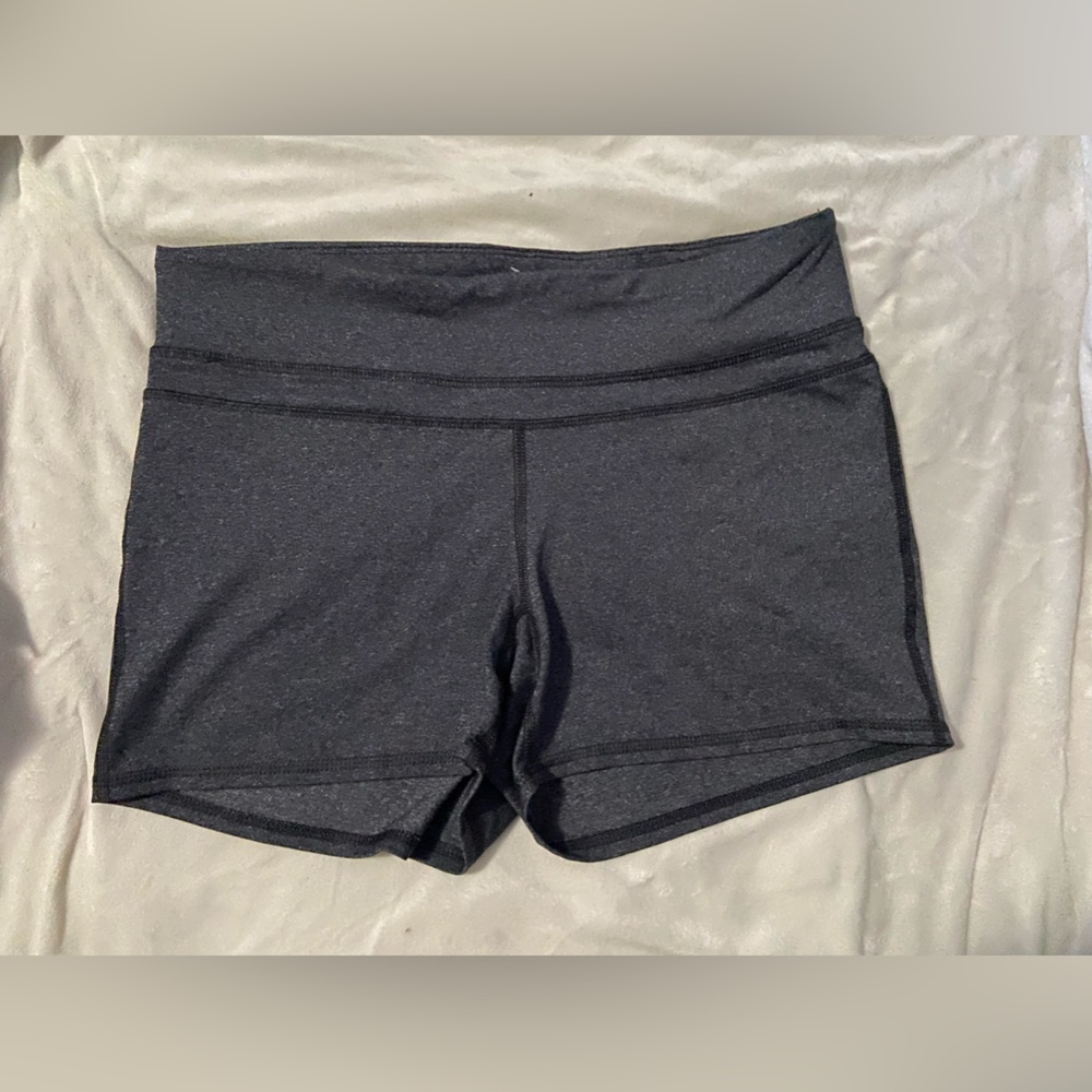 Old Navy High Waisted Go Dry Active Shorts.  Grey Leopard print. Size Medium.